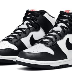 Nike panda high dunks black and white size 9